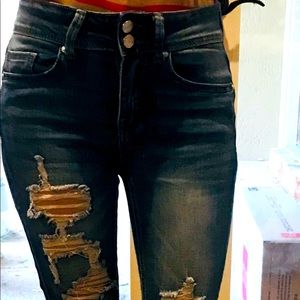 Ripped, high waisted skinny jeans